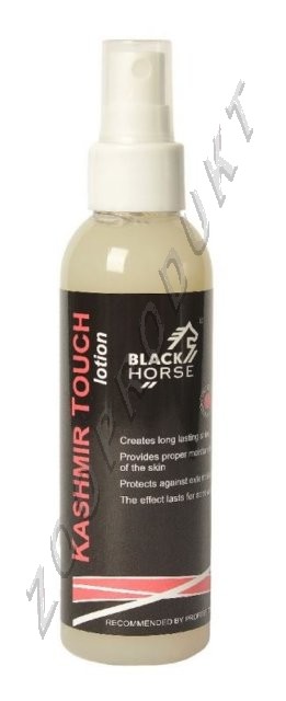 Velký obrázek Black Horse Kashmir s UV pro lesklou srst hydratuje